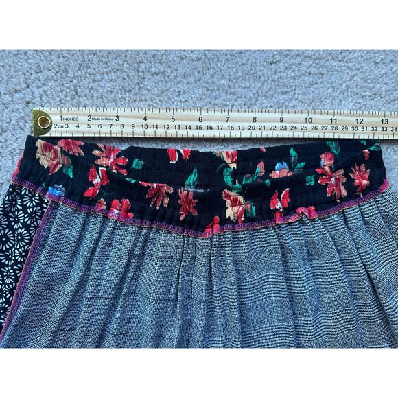 Faith by Faith Connexion Patchwork Plaid Shorts Size L Grannycore Boho Indie Art - Picture 5 of 9